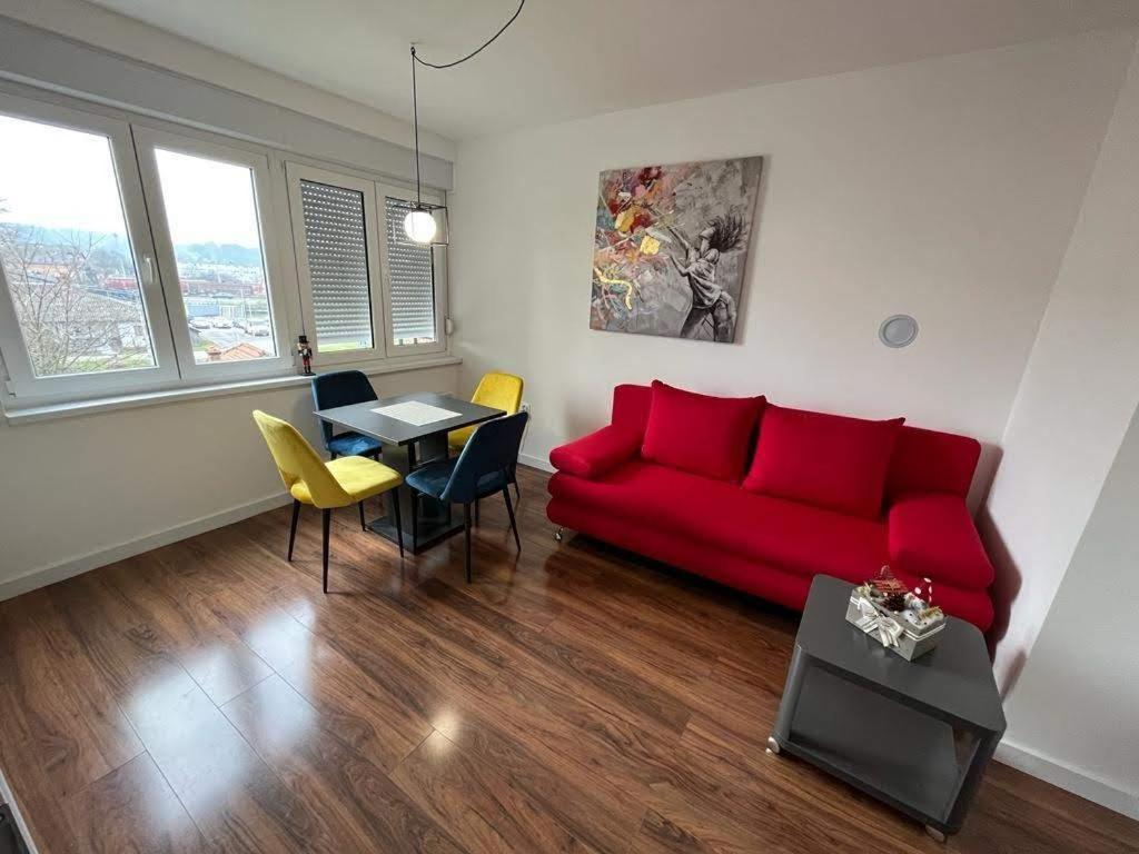 Four Pearls Appartement Karlovac Buitenkant foto
